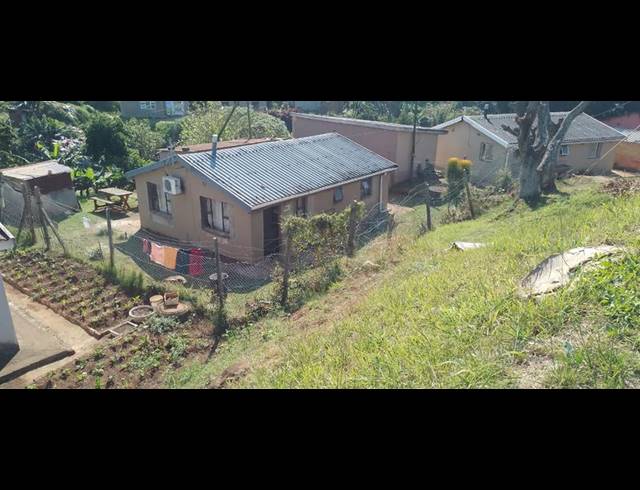 2 BEDROOM HOUSE FOR SALE IN UMLAZI D